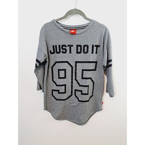 Nike Women's Gray Just Do It 95 Graphic Tee 3/4 Sleeve Size Small - Picture 1 of 6